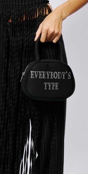 AKIRA EVERYBODYS TYPE MINI PURSE