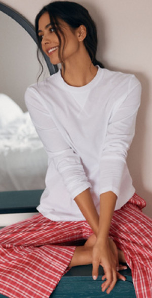 10 Chic Ways To Style The Iconic Cbk Skirt