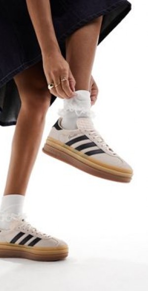 adidas gazelle silver green womens Supernova Comfortglide Neutral running shoe Men main image 0