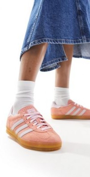 adidas Originals - Gazelle Indoor gum sole sneakers in orange and pink