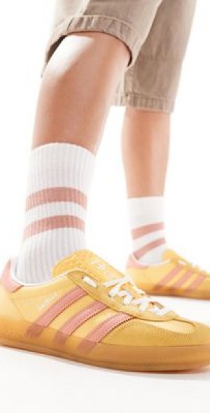 adidas Originals - Gazelle Indoor sneakers in orange and adidas Originals - Gazelle Indoor sneakers in orange and