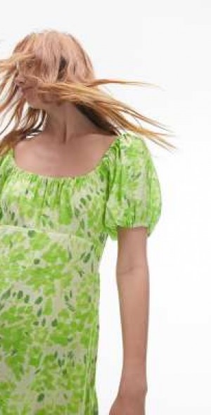 Topshop - puff sleeve cut out midi dress in green floral
