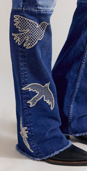 Driftwood - Benita Flare Jeans