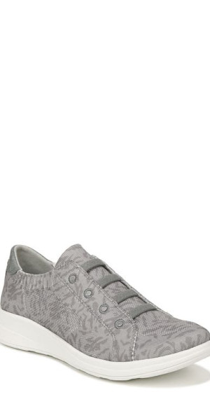 bzees golden knit slip on sneaker