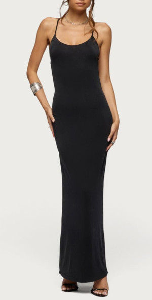 Edikted Zhuri Ring Backless Maxi Dress