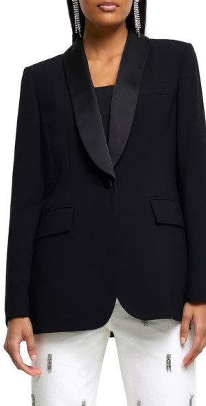 how do you tie a cowboy bandana