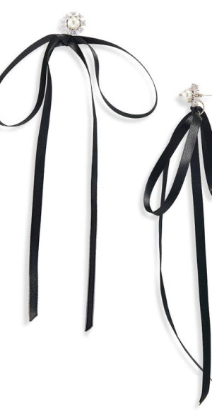 Simone Rocha - Daisy Bow Drop Earrings in Pearl/Crystal/Black at