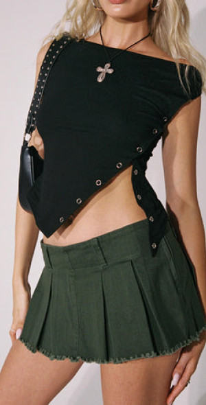Lioness Allure 90's Mini Skort Olive