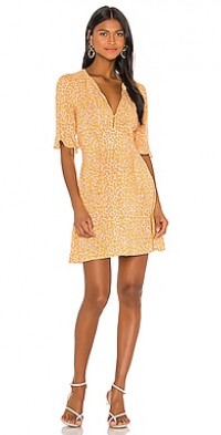 auguste the label revolve