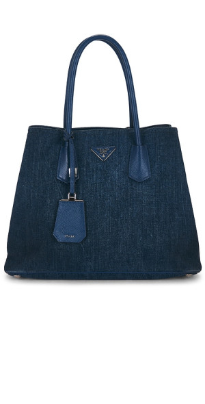 Vintage Designer Pieces Shoulder Bags
