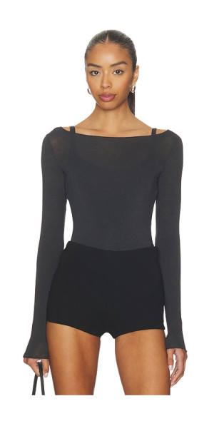 10 Chic Ways To Style The Iconic Cbk Skirt