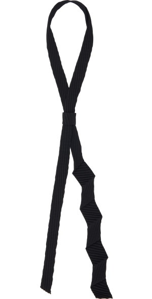 HOMME PLISSÉ ISSEY MIYAKE - Black Zigzag Tie
