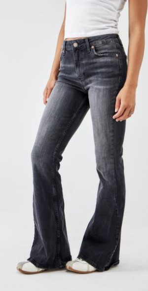 BDG Black Atlas Mid-Rise Flare Jean in Black, Women's at Urban