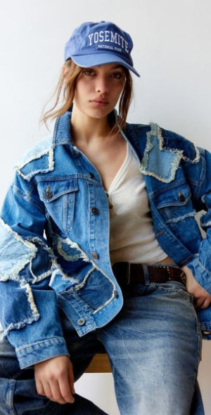 BDG - Jack Patchwork Oversized Denim Jacket in Pale Blue