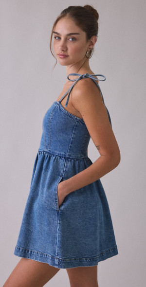 Steve Madden Meaghan Tie-Strap Denim Mini Dress In Tinted Denim