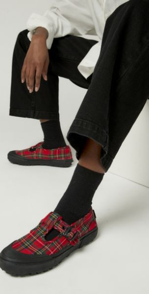 Vans Style 93 Plaid Mary Jane Sneaker in Plaid Red/Black